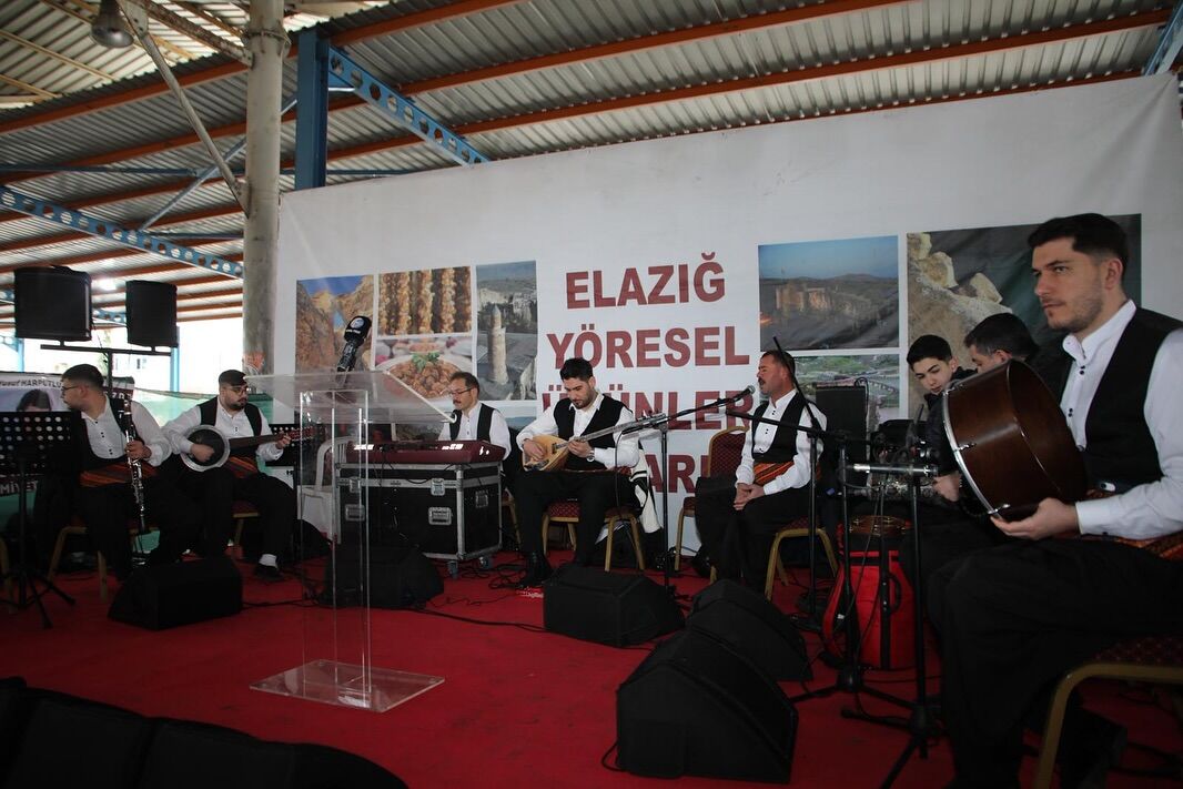 Elazığ Yöresel Tanıtım Günleri Yüreğir’de Başladı (1)