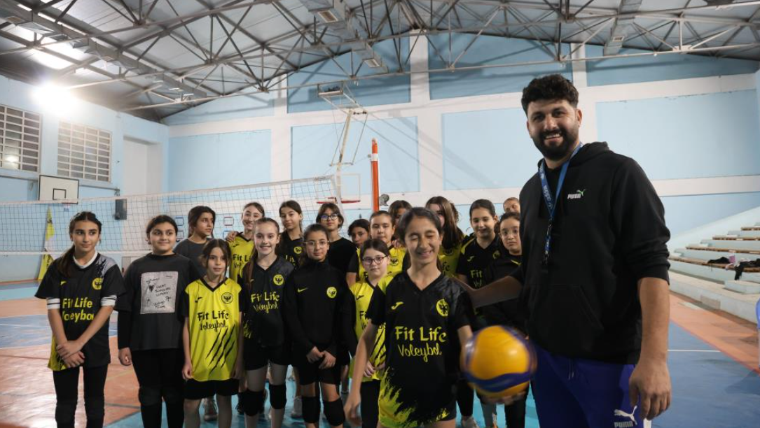 Ergen Ailesi Depremden Sonra Adana'da Yeniden Ayağa Kalktı (3)