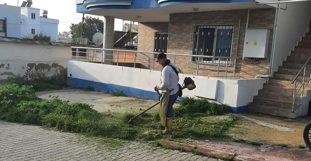 Karataş Belediyesi’nden Kemaliye’ye Çevre Atağı (2)