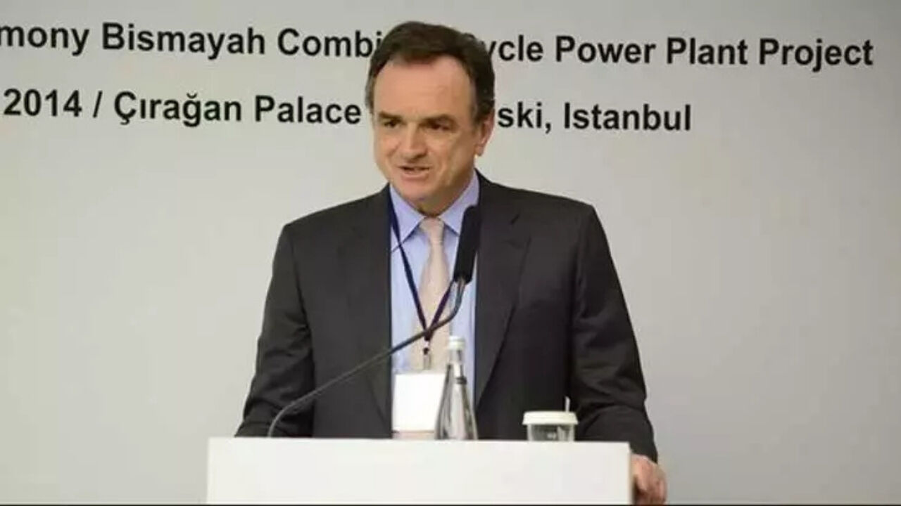 Mehmet Sinan Tara (2.6 Milyar Dolar): Enka İnşaat ve Sanayi A.Ş.'nin Yönetim Kurulu Başkanıdır. Küresel ölçekte faaliyet gösteren inşaat, enerji ve gayrimenkul devinin yönetimini babası Şarık Tara'dan devralmıştır.