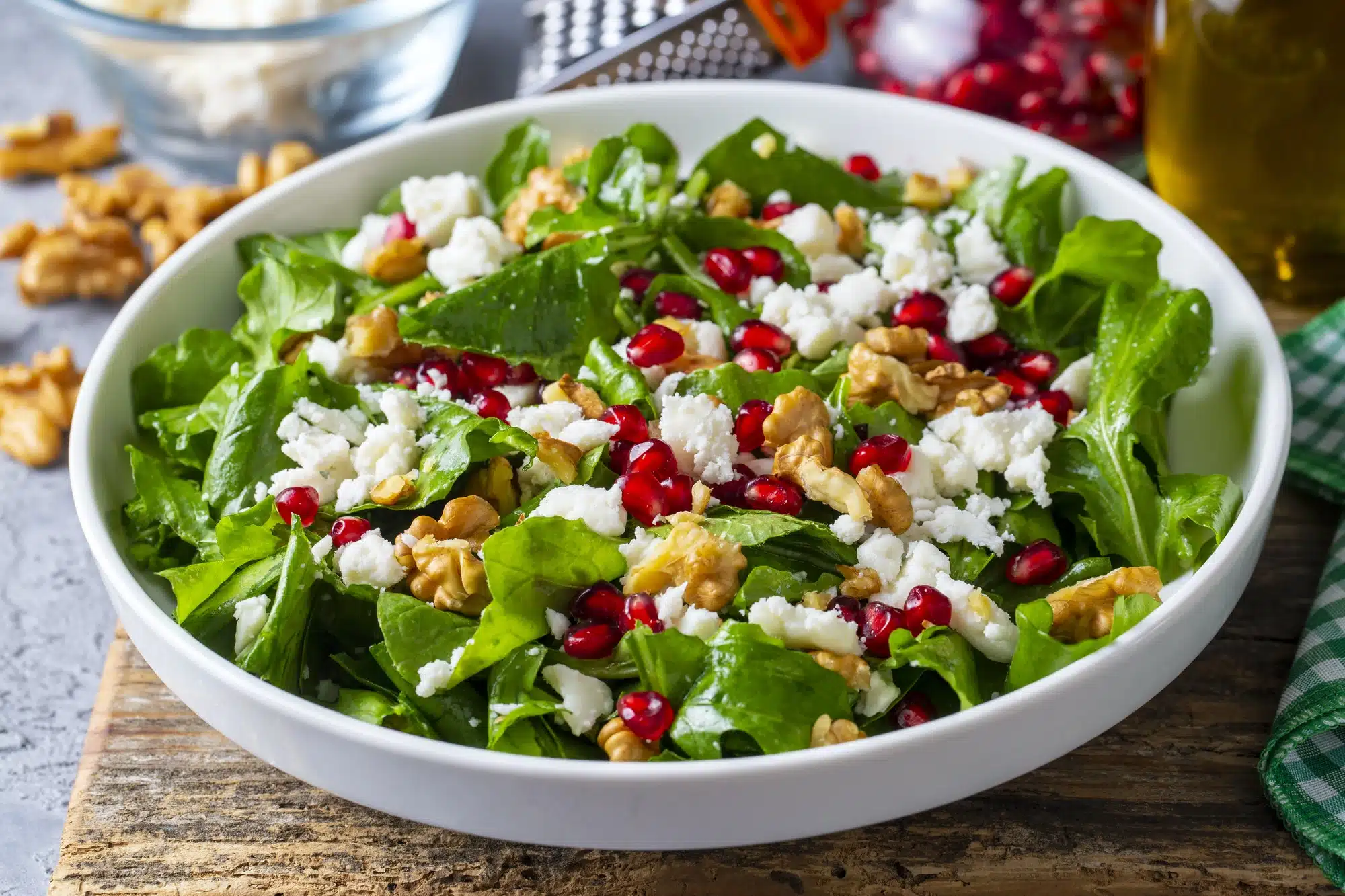 Narlı Roka Salatası