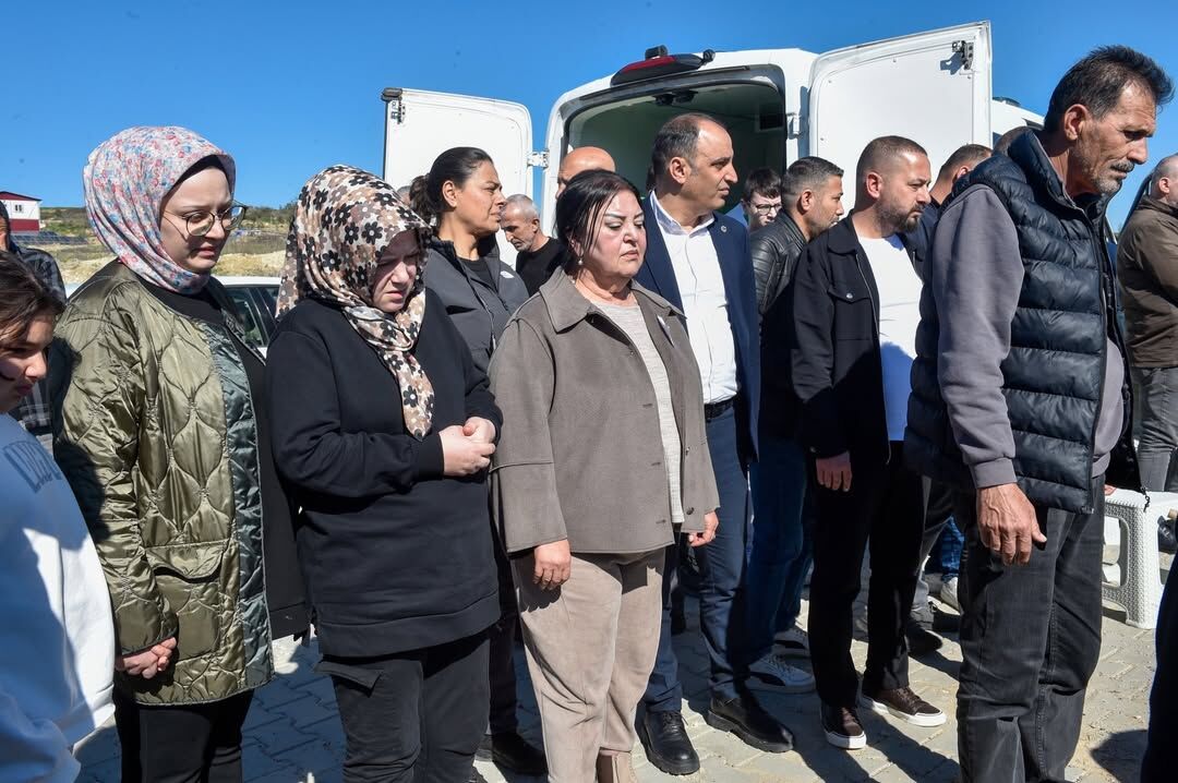 Seyhan Belediyesi Emekçisini Son Yolculuğuna Uğurladı (3)
