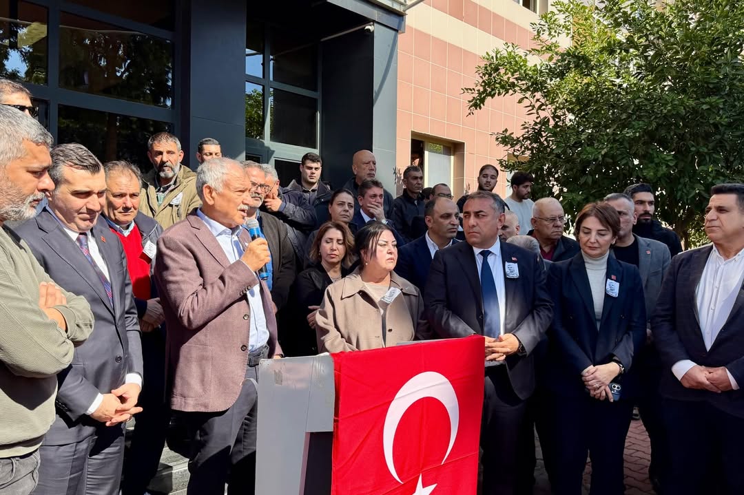 Seyhan Belediyesi Emekçisini Son Yolculuğuna Uğurladı (5)