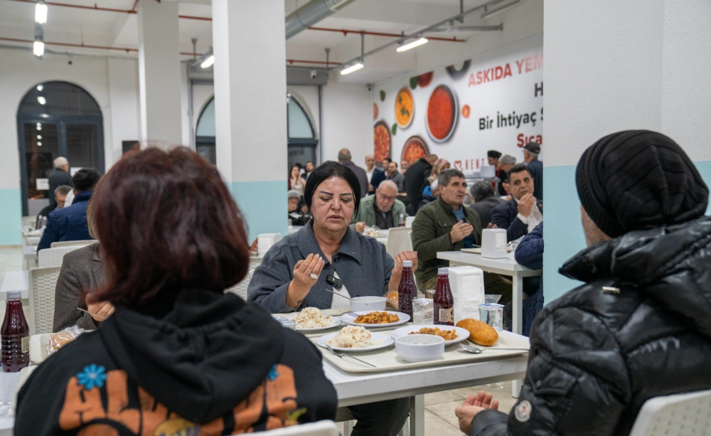 Seyhan’da Kent Lokantalarında Ramazan Bereketi Ücretsiz Iftar Sofraları Kuruldu (2)