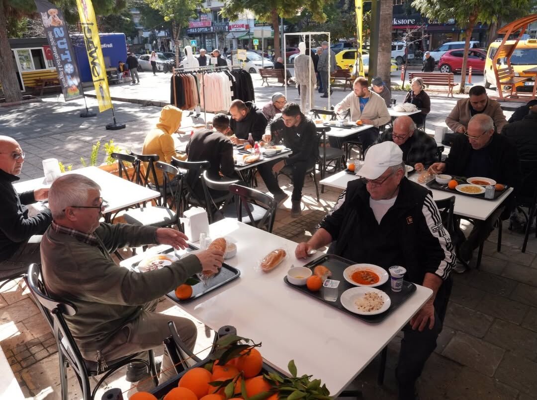 Uygun Fiyatlı Sıcak Yemek Çukurova’da Kent Lokantaları Hizmette (3)