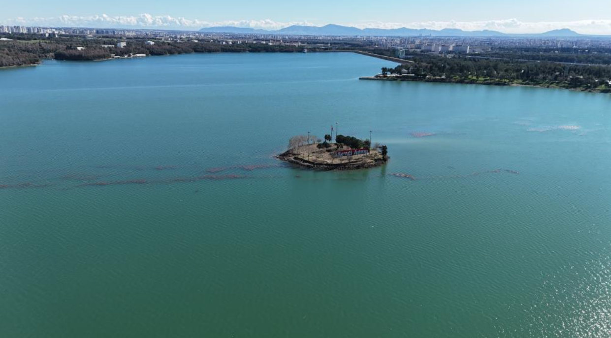 Yağışlar Seyhan Barajı’nı Doldurdu, Sevgi Adası’na Ulaşım Yeniden Kesildi (3)