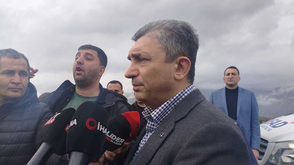Yolcu Otobüsü Şarampole Uçtu 8 Ölü, 26 Yaralı (1)