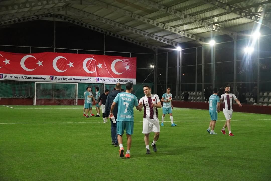 Adana Emniyet Müdürlüğü Futbol Takımı Çeyrek Finalde (2)