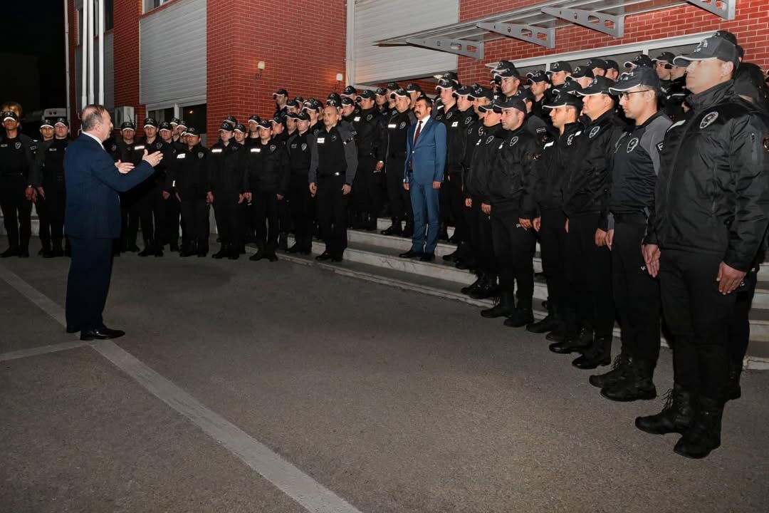 Adana Emniyet Müdürü Arıkan, Personeliyle İftar Sofrasında Buluştu (2)