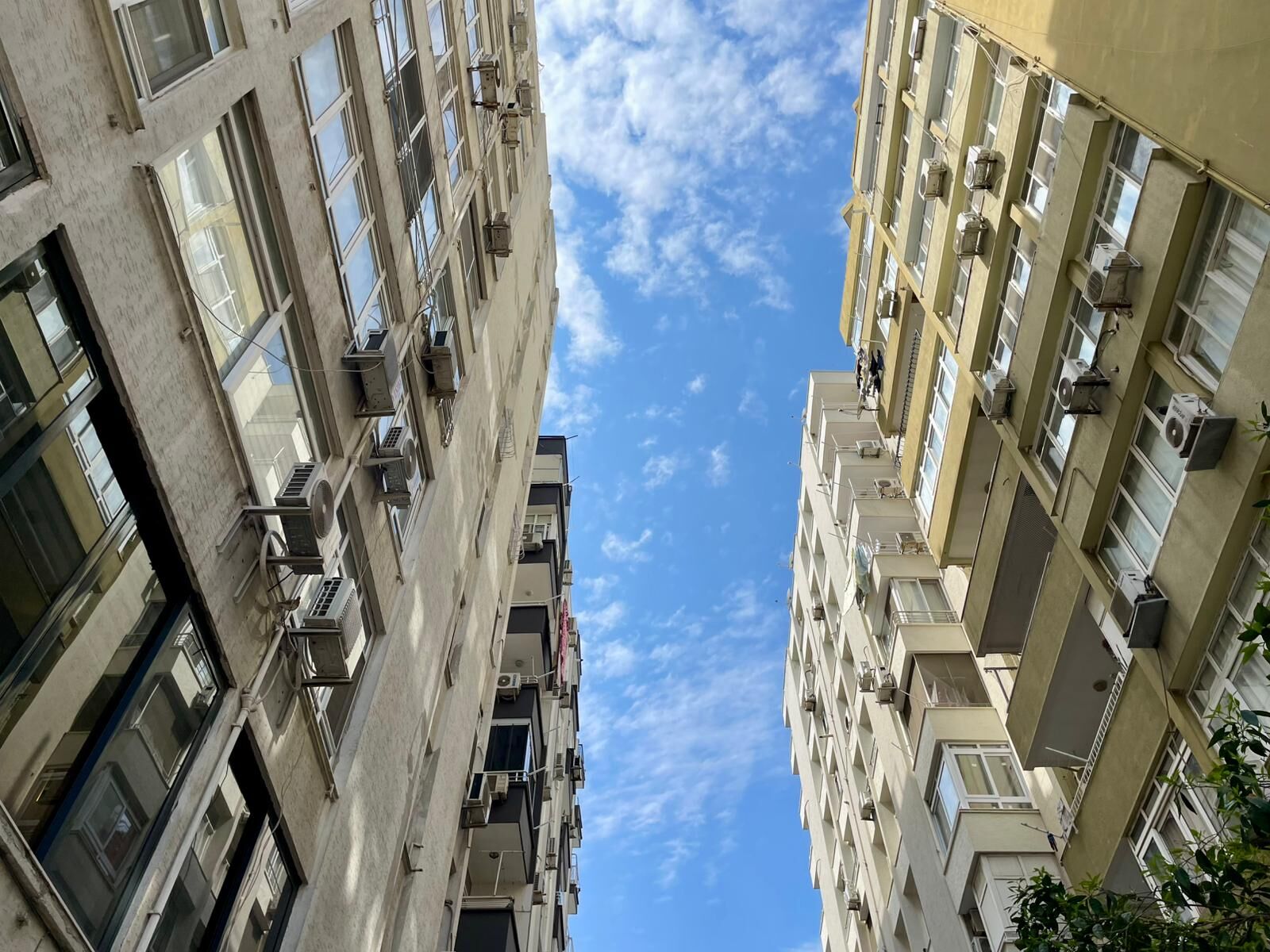 Adana Kira