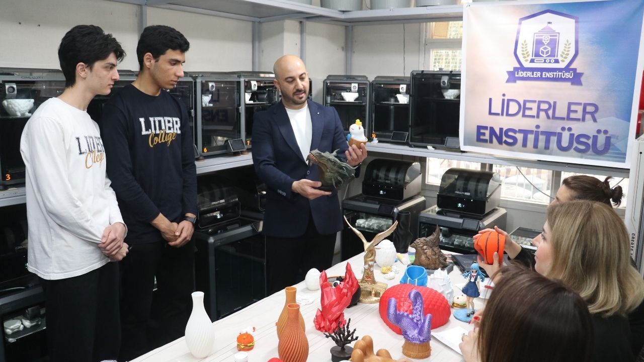 Adana’da Ev Kadınları Ve Engellilere Dijital Üretim Fırsatı (3)