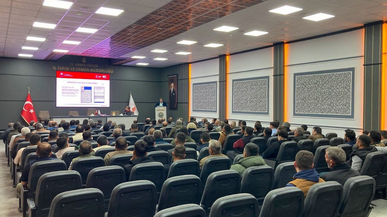 Adana’da Hayvan Refahı Eğitimi Yoğun Katılımla Yapıldı (1)