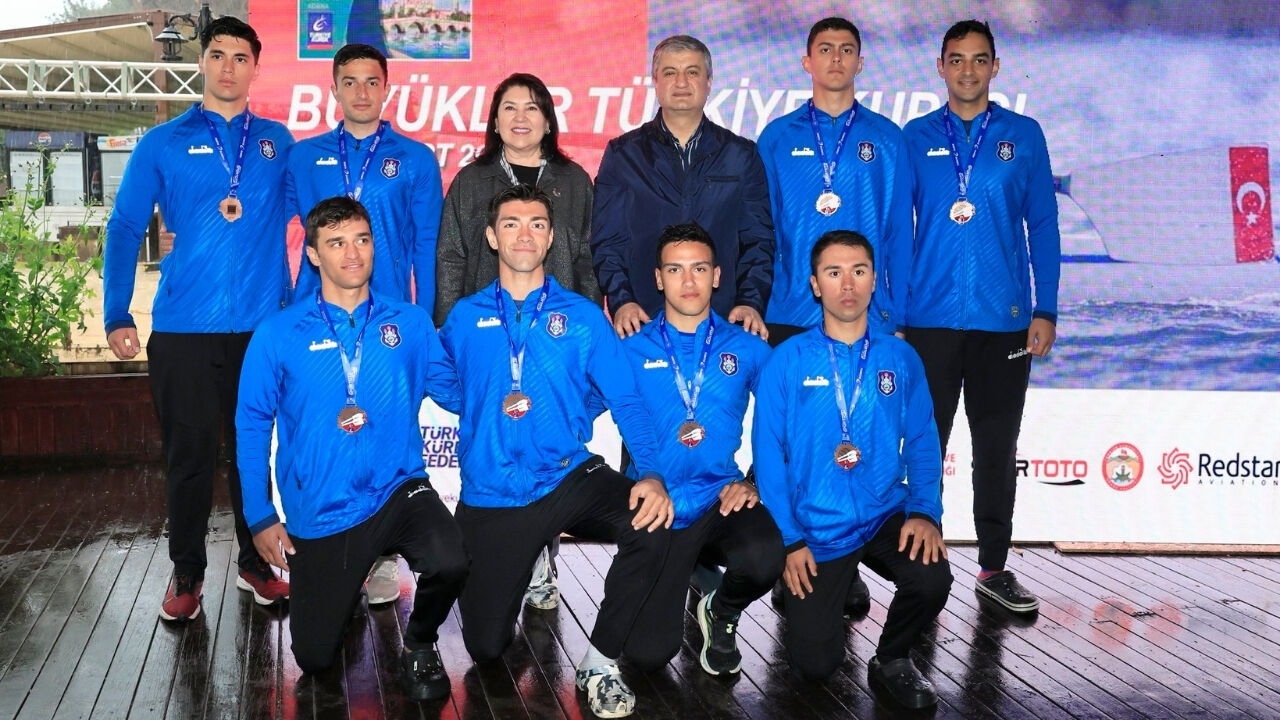 Adana’da Kürek Yarışları Ödül Töreniyle Sona Erdi (2)