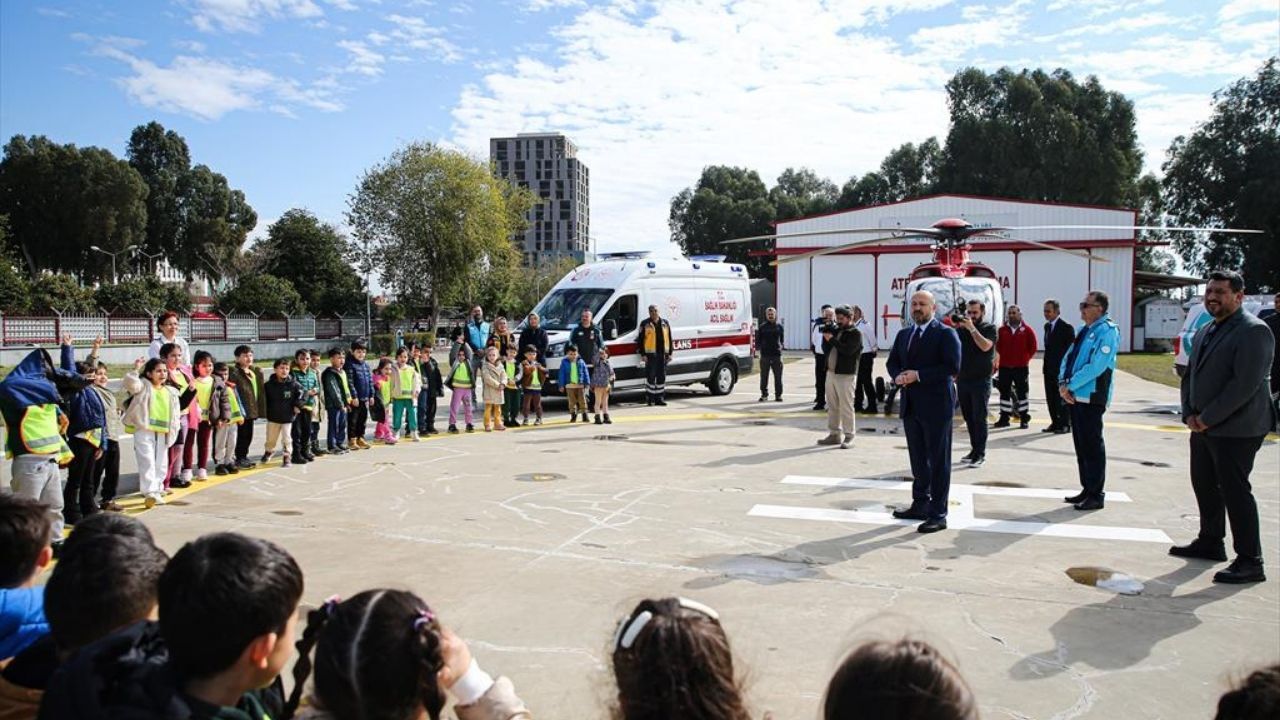 Adana’da “Minik 112” Projesiyle Geleceğin Bilinçli Nesli Yetişiyor (2)