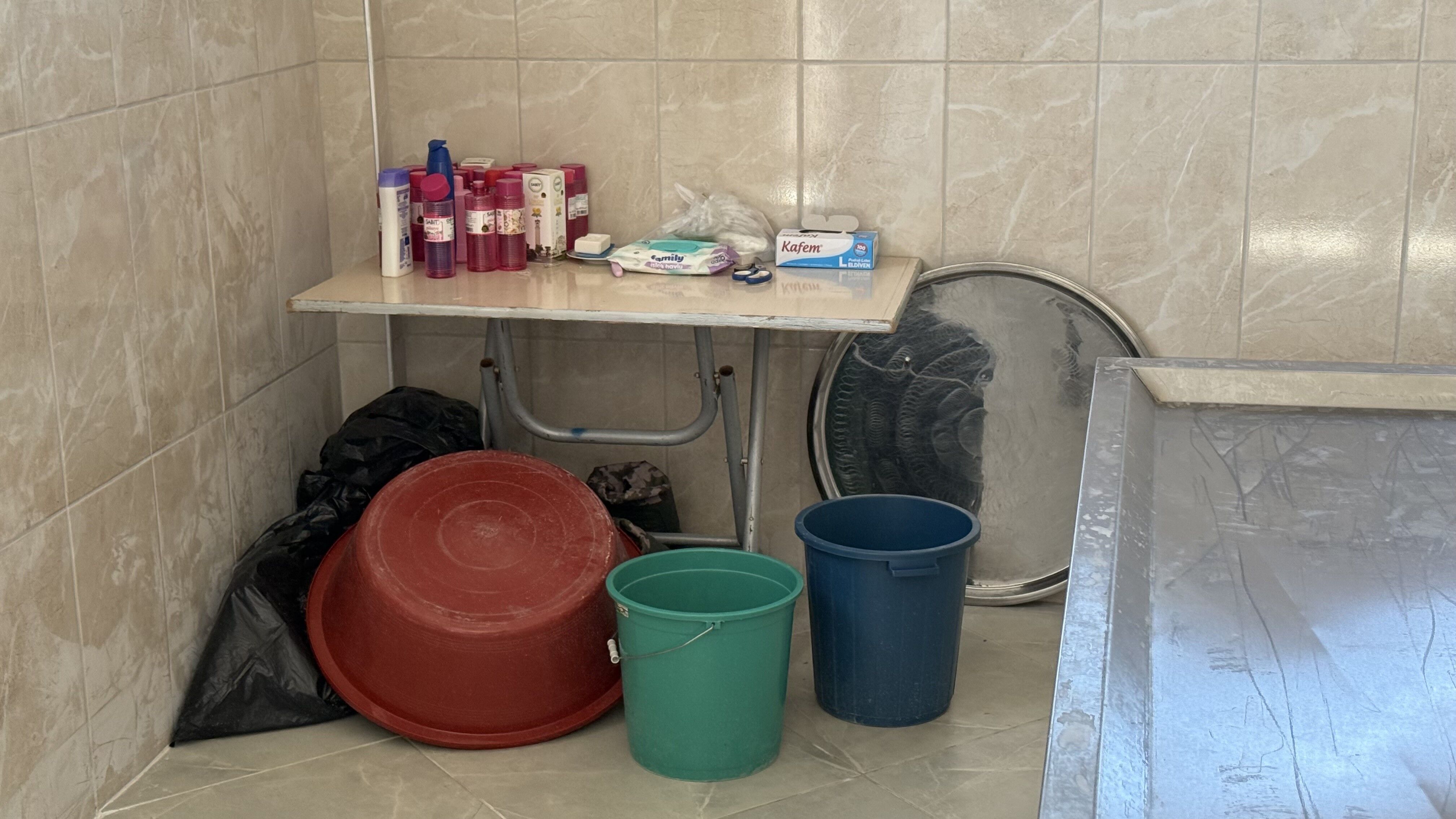 Adana’da Pes Dedirten Hırsızlık Gasilhaneden Kefen Çalındı (3)