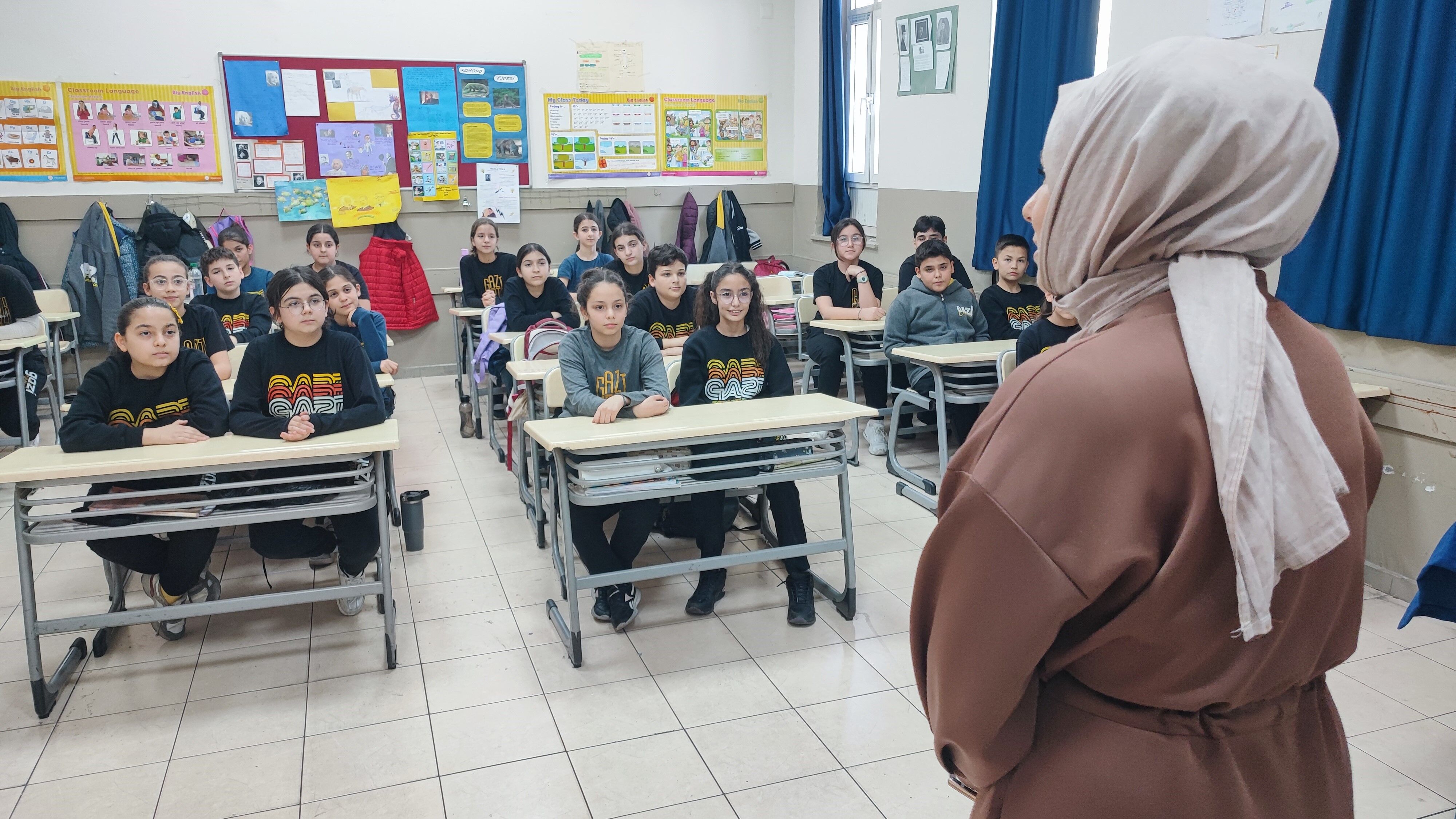 Adanalı Öğrenciler Harçlıklarını Lösemili Çocuklar Için Biriktirdi (1)