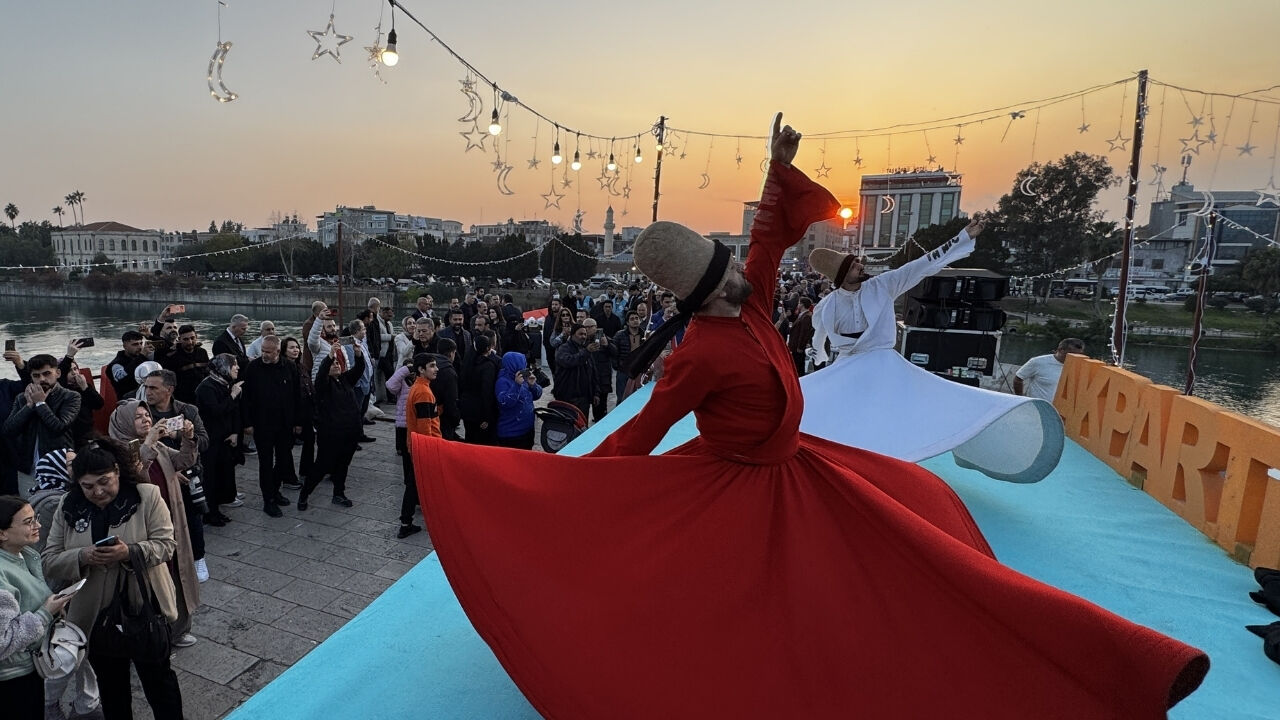 Ak Parti Adana İl Başkanlığı Iftar Programı Düzenledi (1)