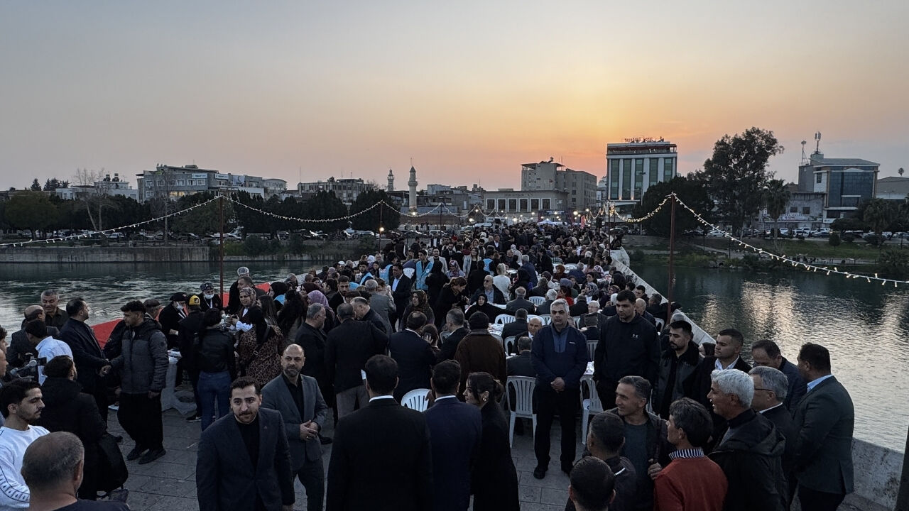 Ak Parti Adana İl Başkanlığı Iftar Programı Düzenledi (2)