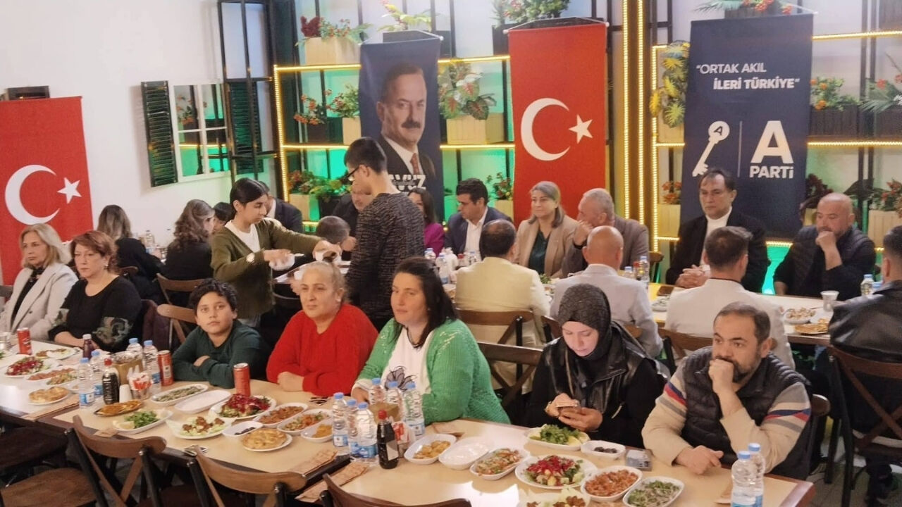Anahtar Parti Ceyhan İlçe Başkanı Tekin Yıldız Mutlaka Başaracağız (1)