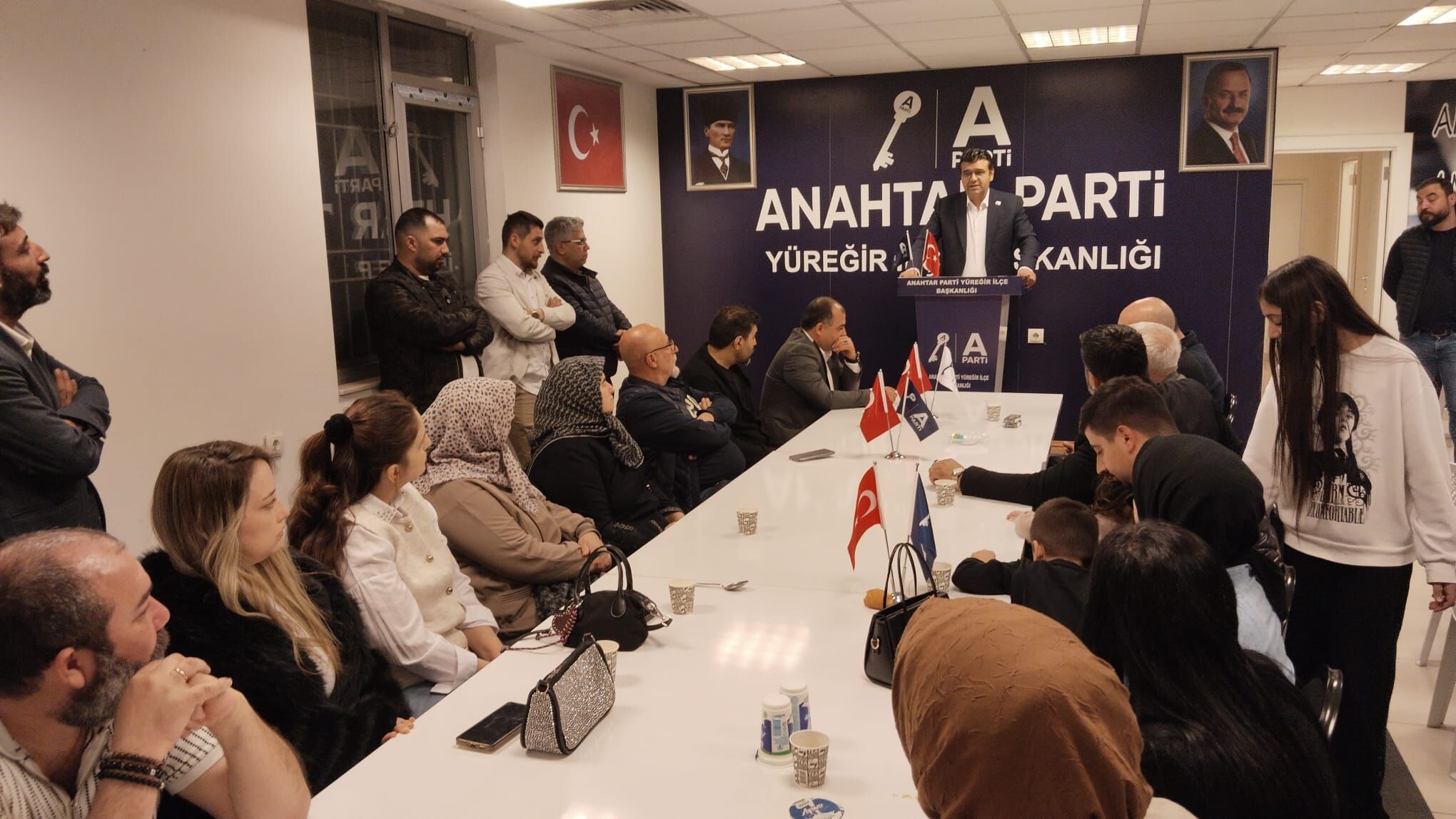 Anahtar Parti Yüreğir’de İftarda Net Mesaj “Razı Değiliz” (2)
