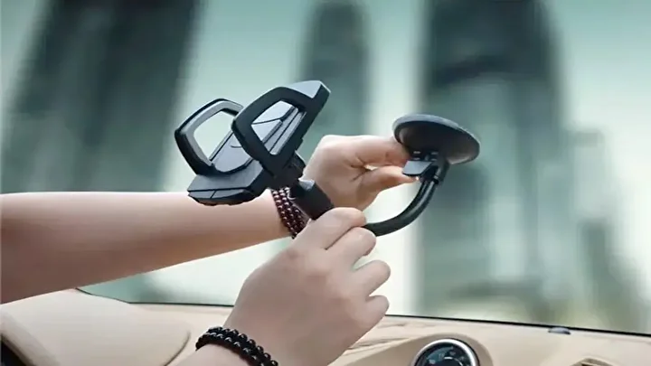 Arabada Telefon Tutucu Yasak Mı Bakanlıktan Net Açıklama Geldi (1)