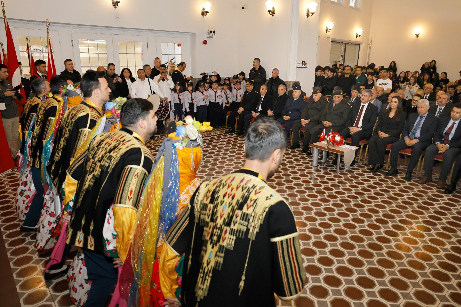 Atatürk’ün Adana’ya Gelişinin 103. Yılı Törenle Kutlandı (5)