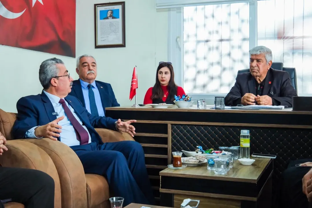 Baba Ocağında Bayramlaşma Karataş’ta Anlamlı Buluşma (1)