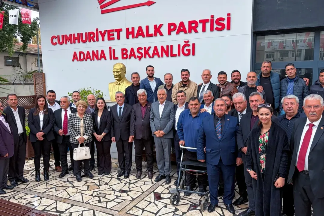Başkan Karataş’tan Chp Adana İl Başkanlığına Ziyaret (1)