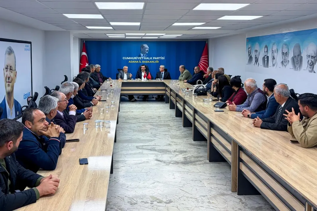 Başkan Karataş’tan Chp Adana İl Başkanlığına Ziyaret (3)