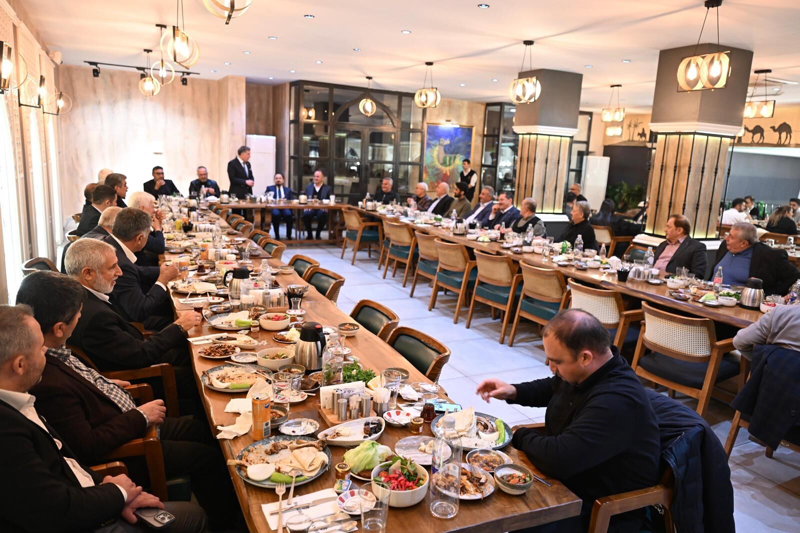 Başkan Uludağ, Eski Belediye Başkanlarını İftar Sofrasında Buluşturdu (1)