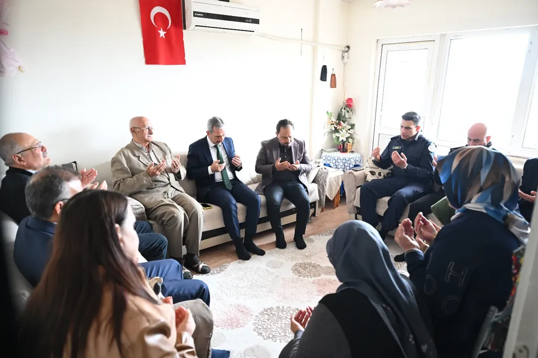Bayramda Anlamlı Ziyaret Şehit Emanetleri Ve Gazilerle Buluşma (1)