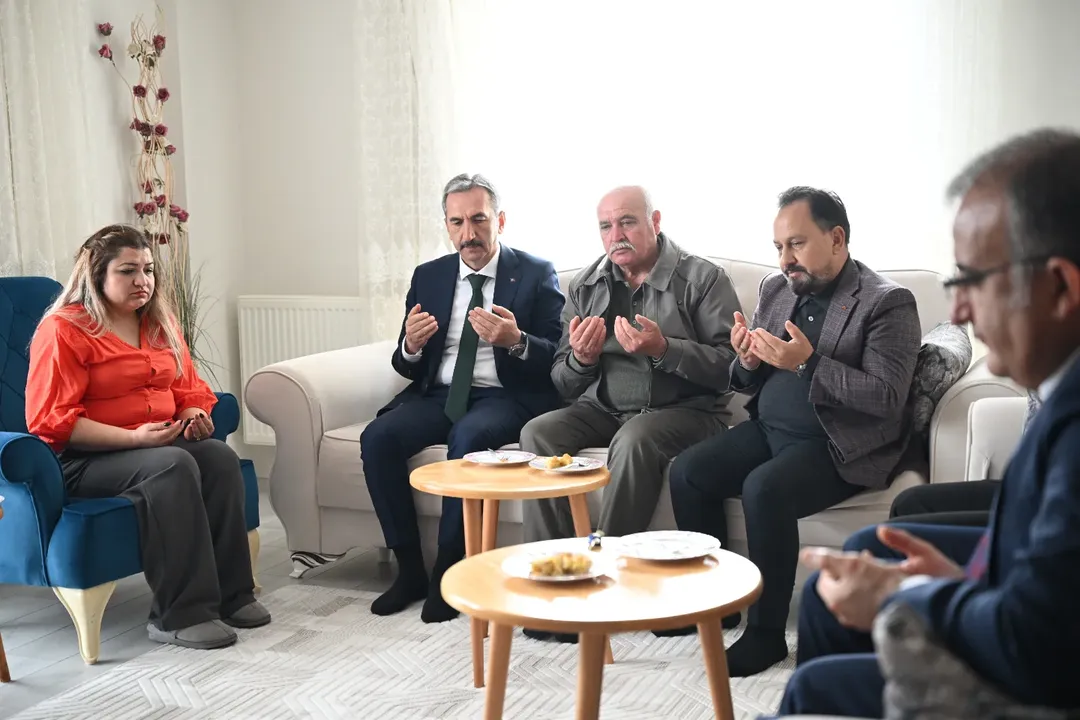 Bayramda Anlamlı Ziyaret Şehit Emanetleri Ve Gazilerle Buluşma (2)