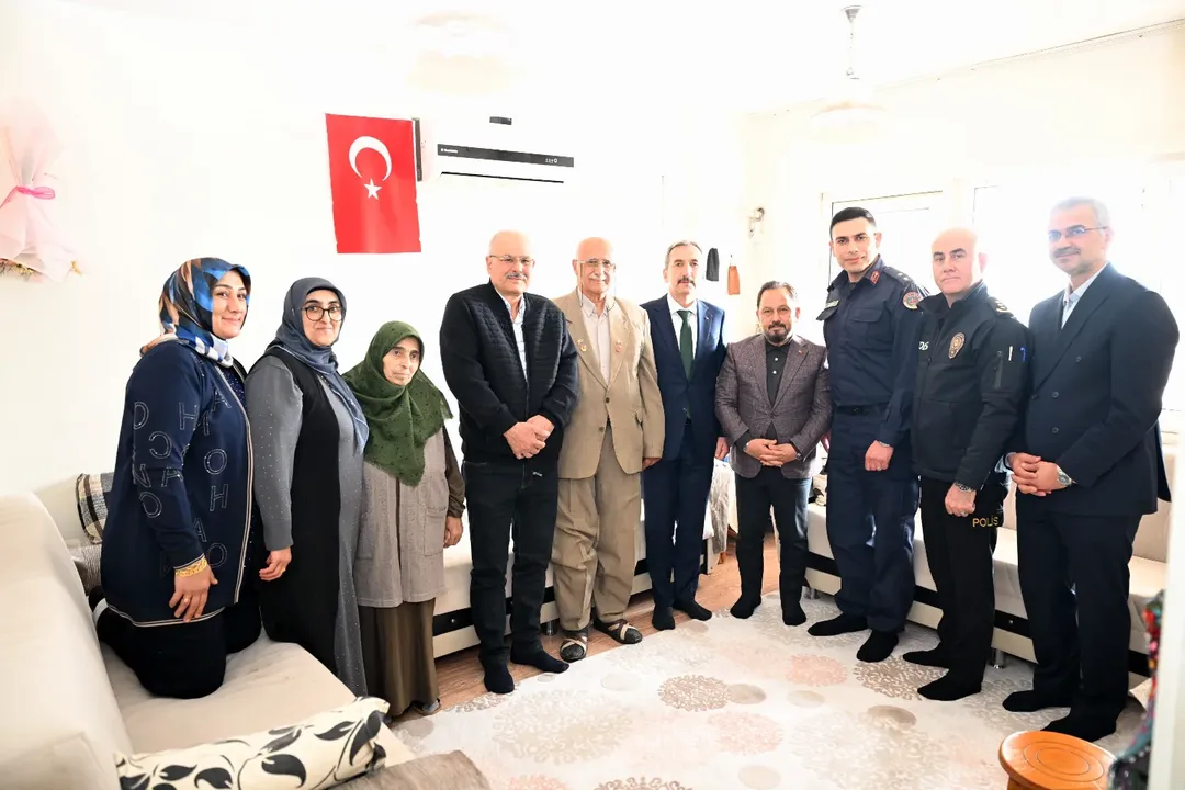 Bayramda Anlamlı Ziyaret Şehit Emanetleri Ve Gazilerle Buluşma (3)
