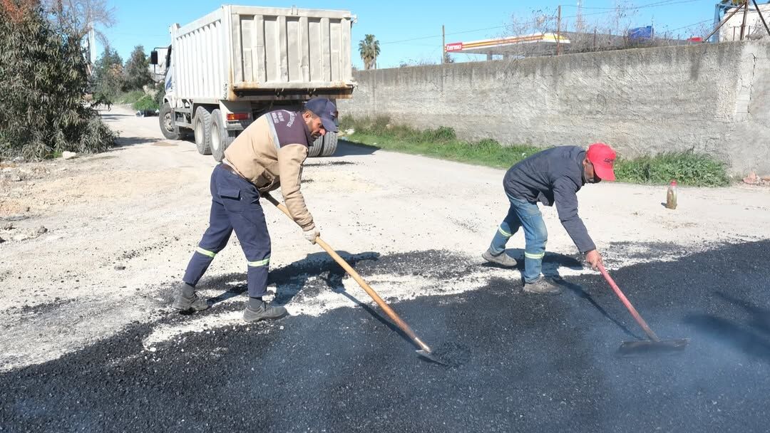 Bozuk Yollar Tarihe Karışıyor Ceyhan’da Onarım Seferberliği (1)