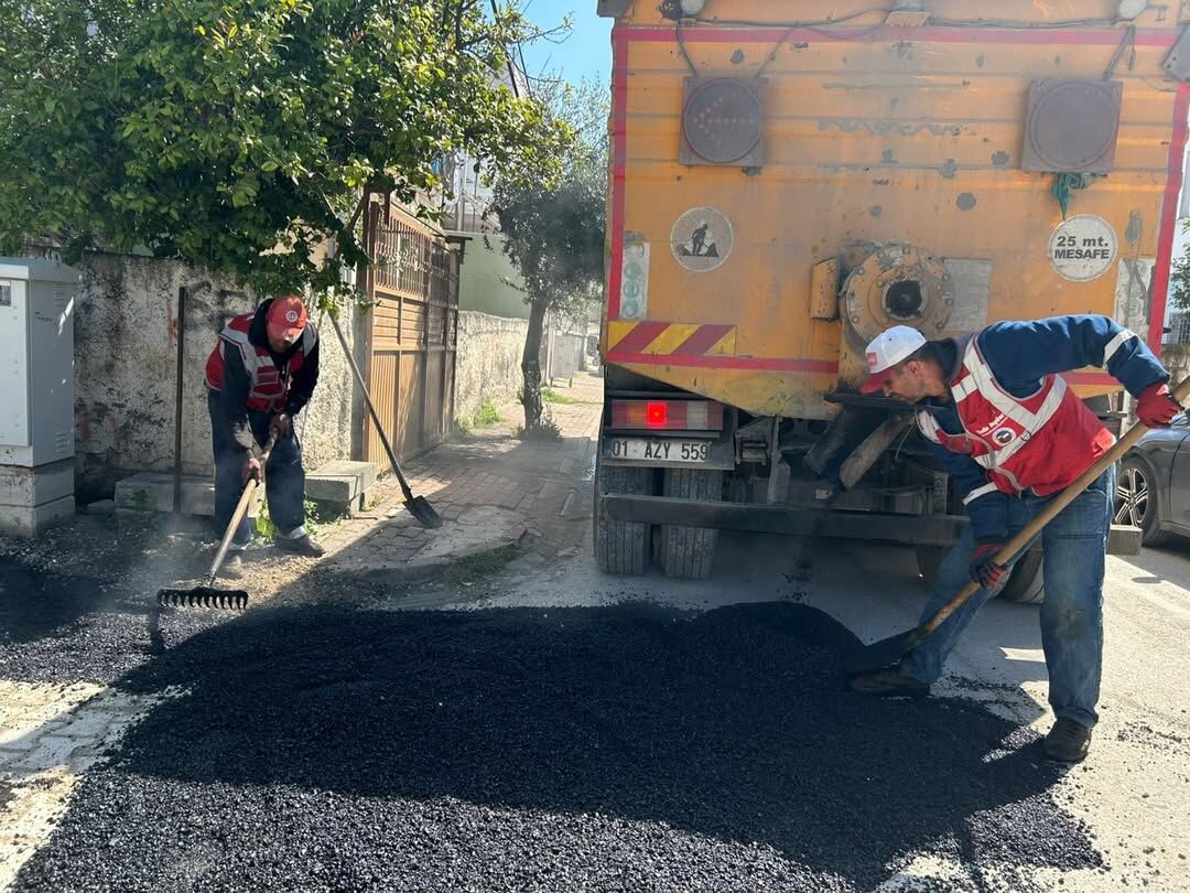 Bozuk Yollara Son Ceyhan Belediyesi Onarımda (2)