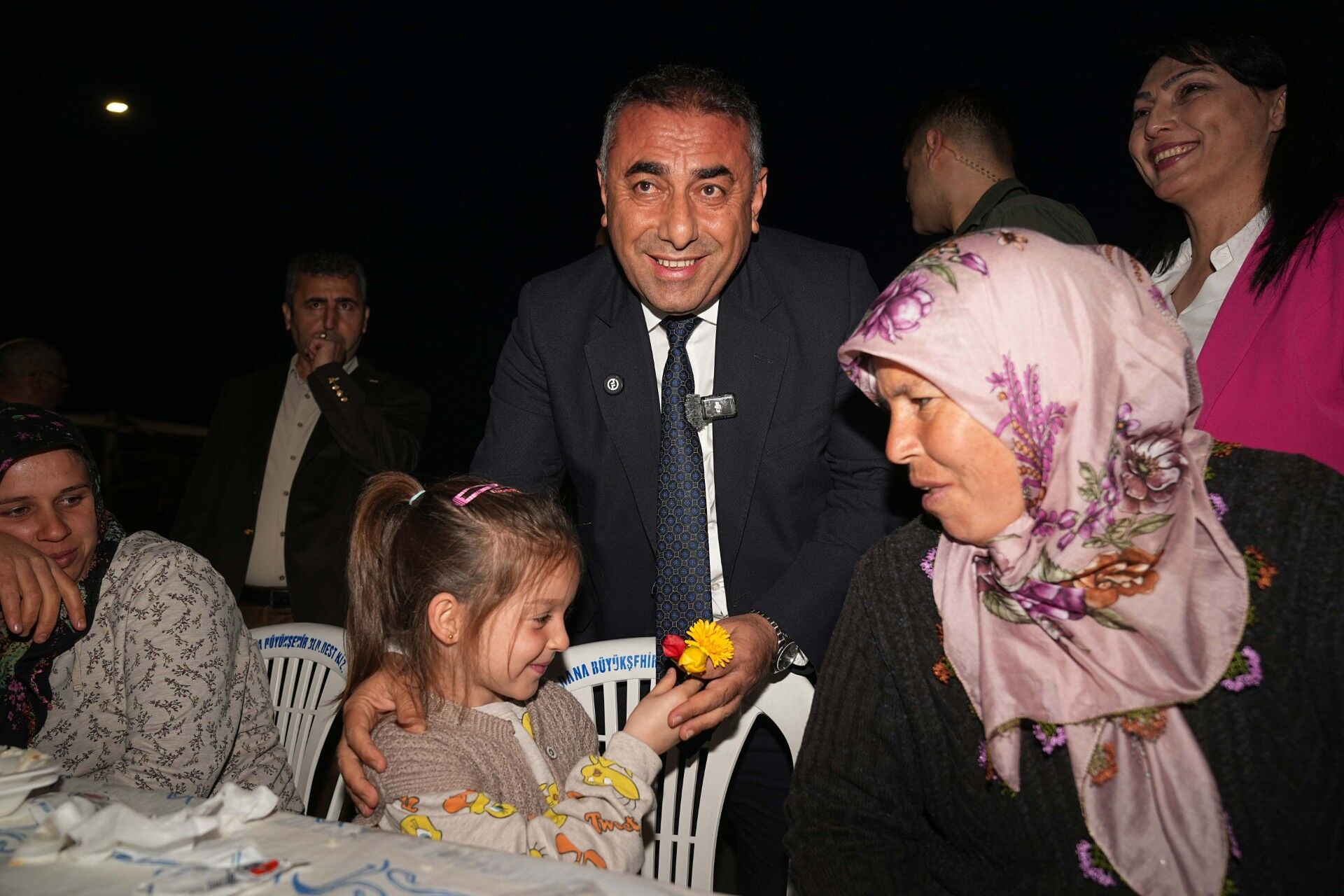 Büyükşehir’den Kozan’da Iftar Buluşması