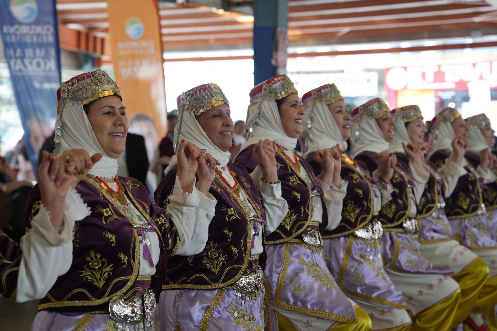 Çukurova’da Kadın Dayanışması Başkan Kozay’dan Sanat Dolu 8 Mart Kutlaması4