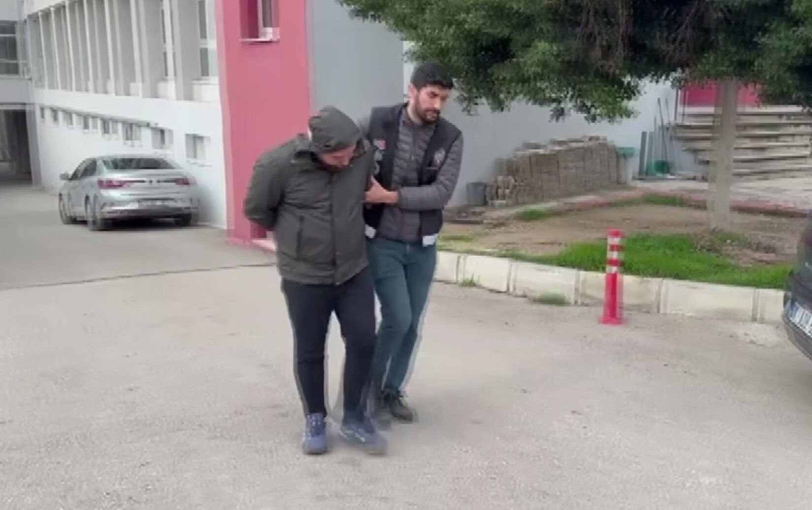 Dorseden Servet Çıktı! 23 Milyonluk Kaçak Sigara Yakalandı (2)