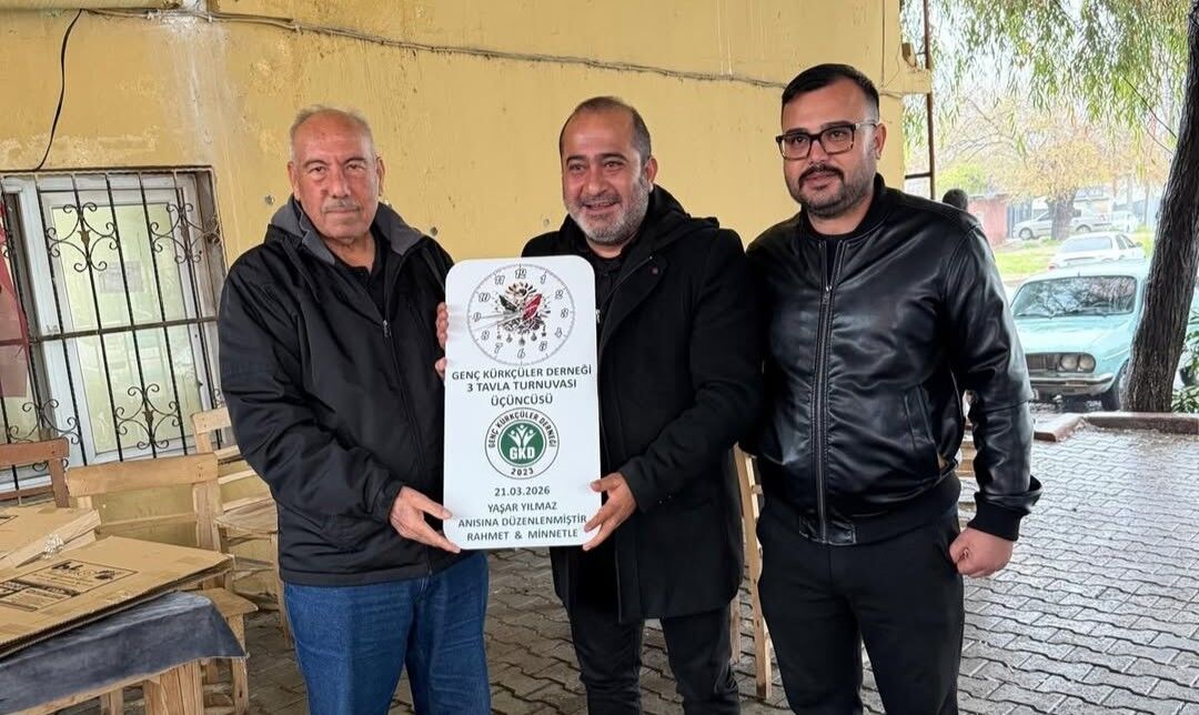 Genç Kürkçüler Derneği’nin 3. Tavla Turnuvası Tamamlandı (2)