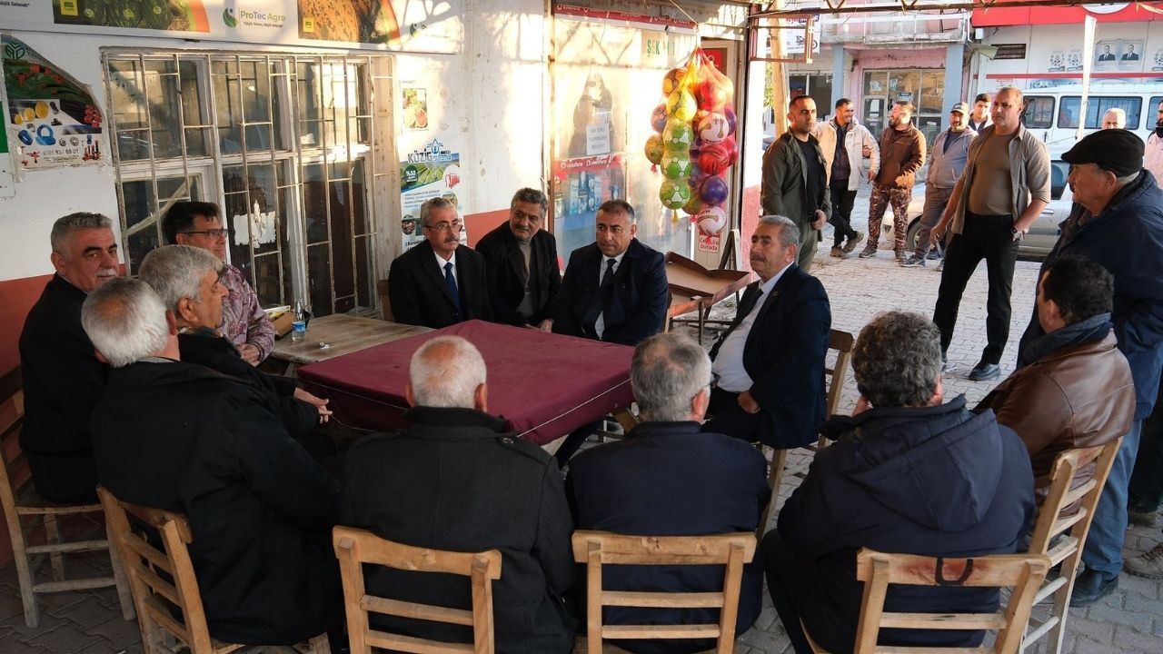 Güngör Geçer Karataş’ta Esnaf Ve Vatandaşlarla Buluştu (2)