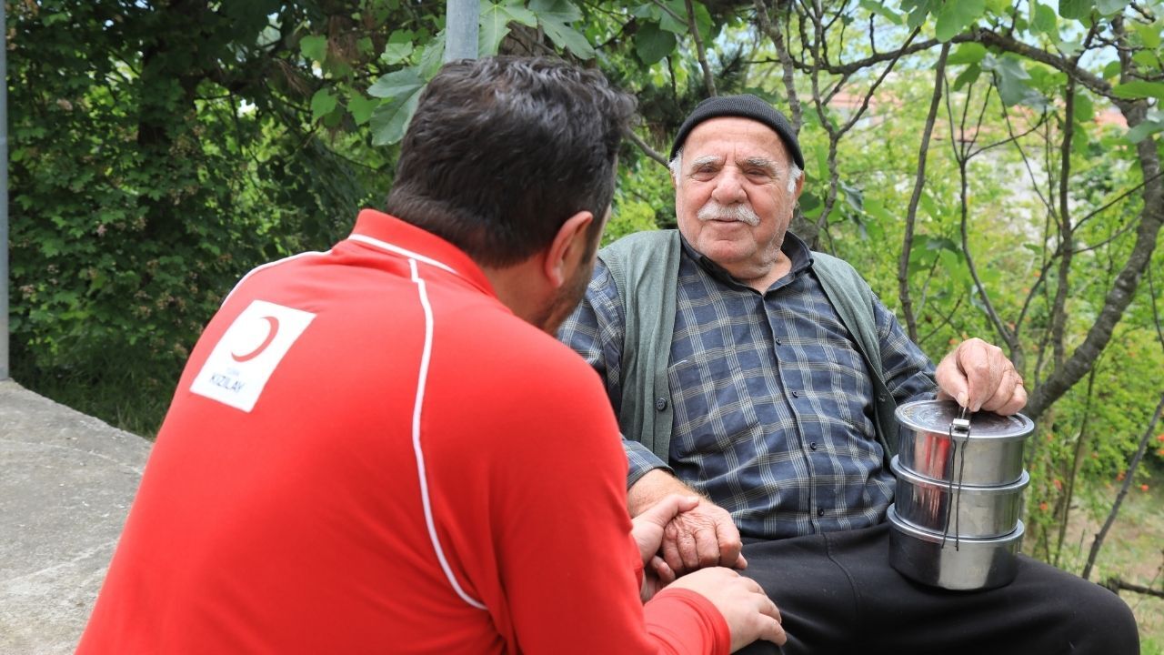 Kızılay Yıl Sonuna Kadar 22 Yeni Aşevi Açacak