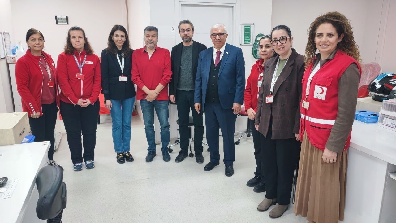 Kızılay’dan Kan Bağışı Çağrısı Negatif Gruplar Azaldı (1)