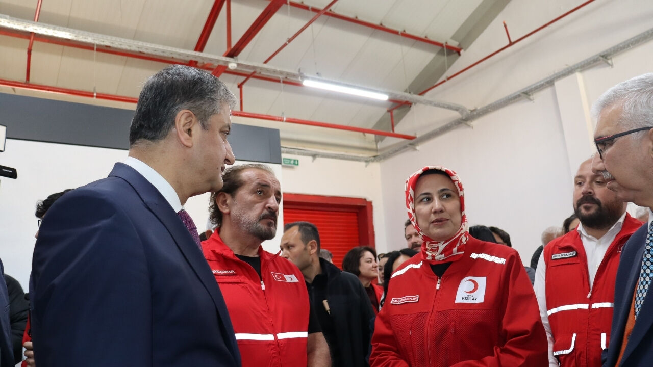 Kızılay’ın “81 İl 81 Aşevi” Projesi Kapsamında Adana’da Aşevi Açıldı (7)