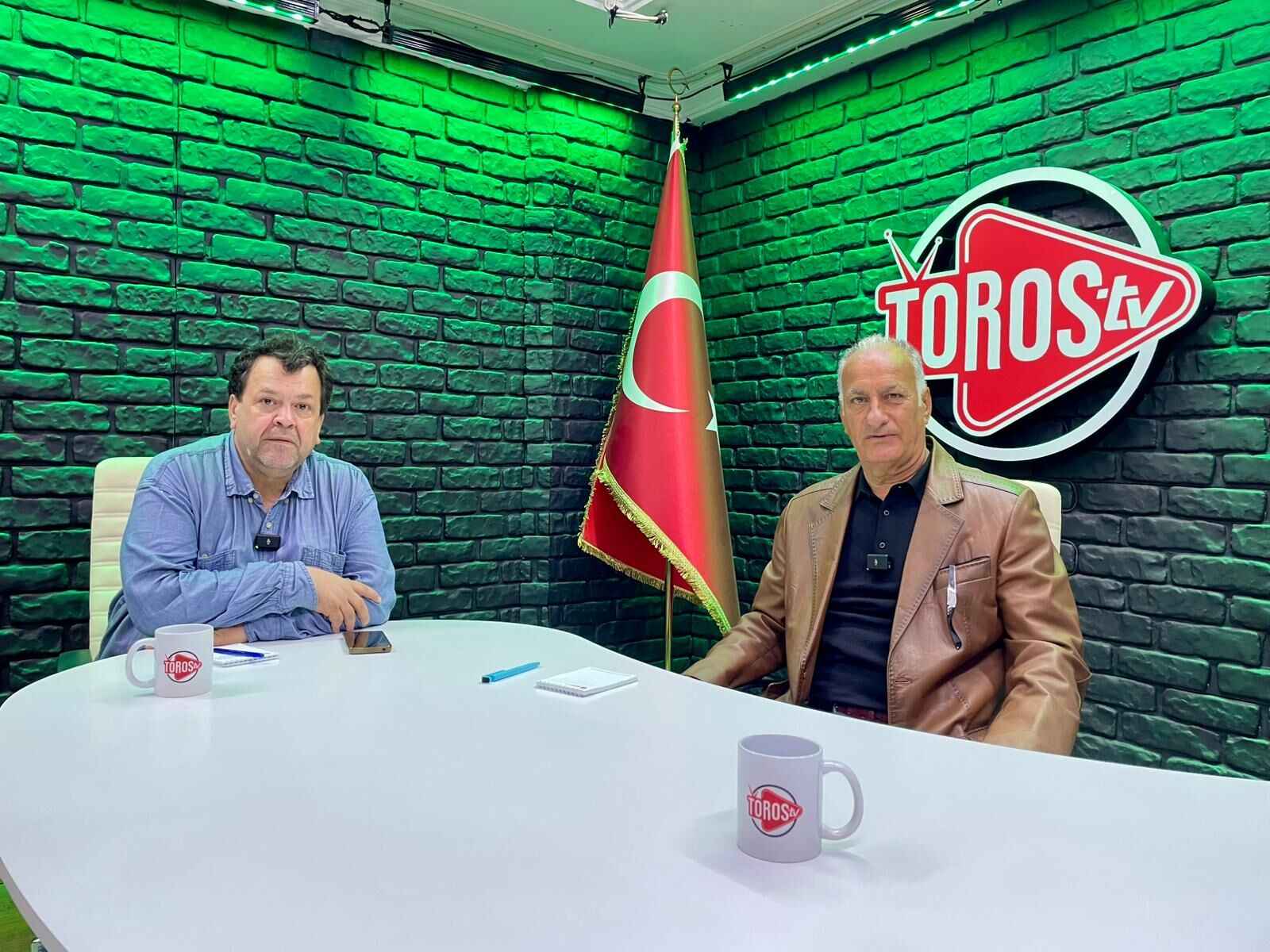 Konuğumuz Adana Demi̇rspor Altyapi Tekni̇k Sorumlusu Orhan Közi̇ğsorulari Yanitliyor