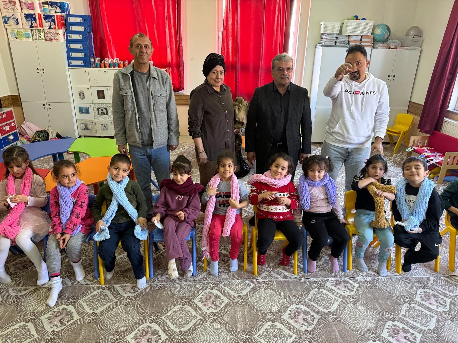 Mareşal Çakmak İlkokulu Öğrencilerinden Anlamlı Hediye (3)