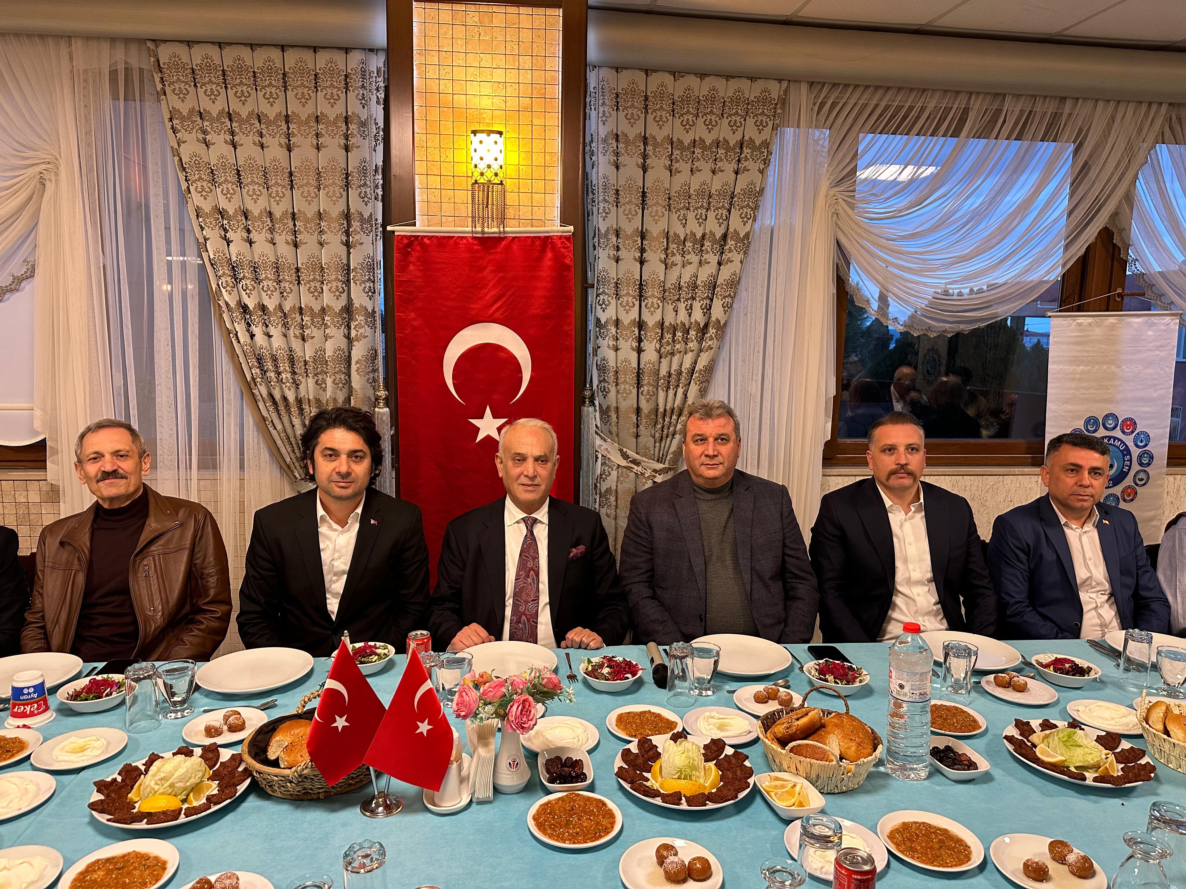 Mhp’li Kanlı Ve Varlı Türkiye Kamu Sen İftarında Buluştu (3)