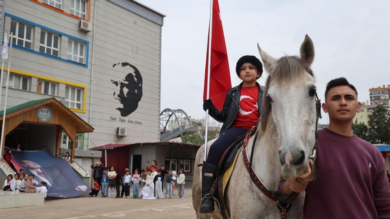 Okul Bahçesinde Nevruz Heyecanı Gelenekler Tek Tek Yaşatıldı5 (1)