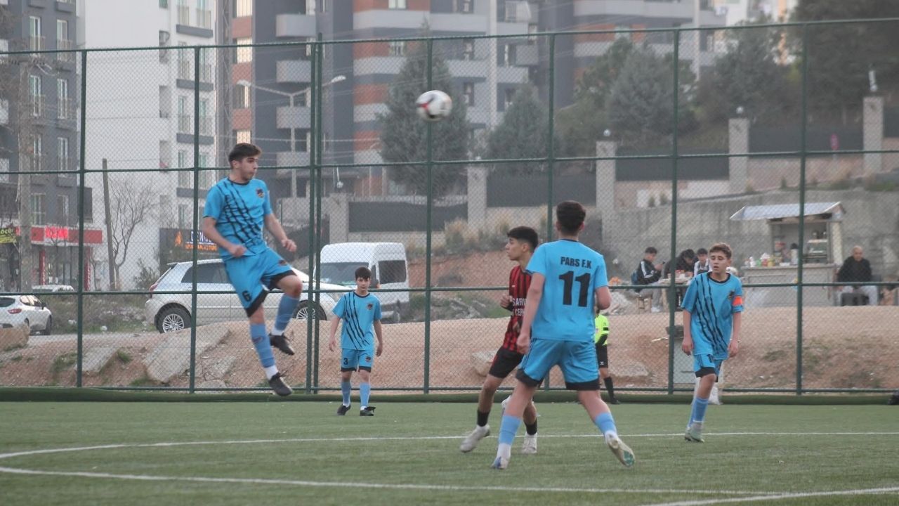 Pars Fk U 15 Play Off’u Garantiledi Gözler Son Haftada (1)