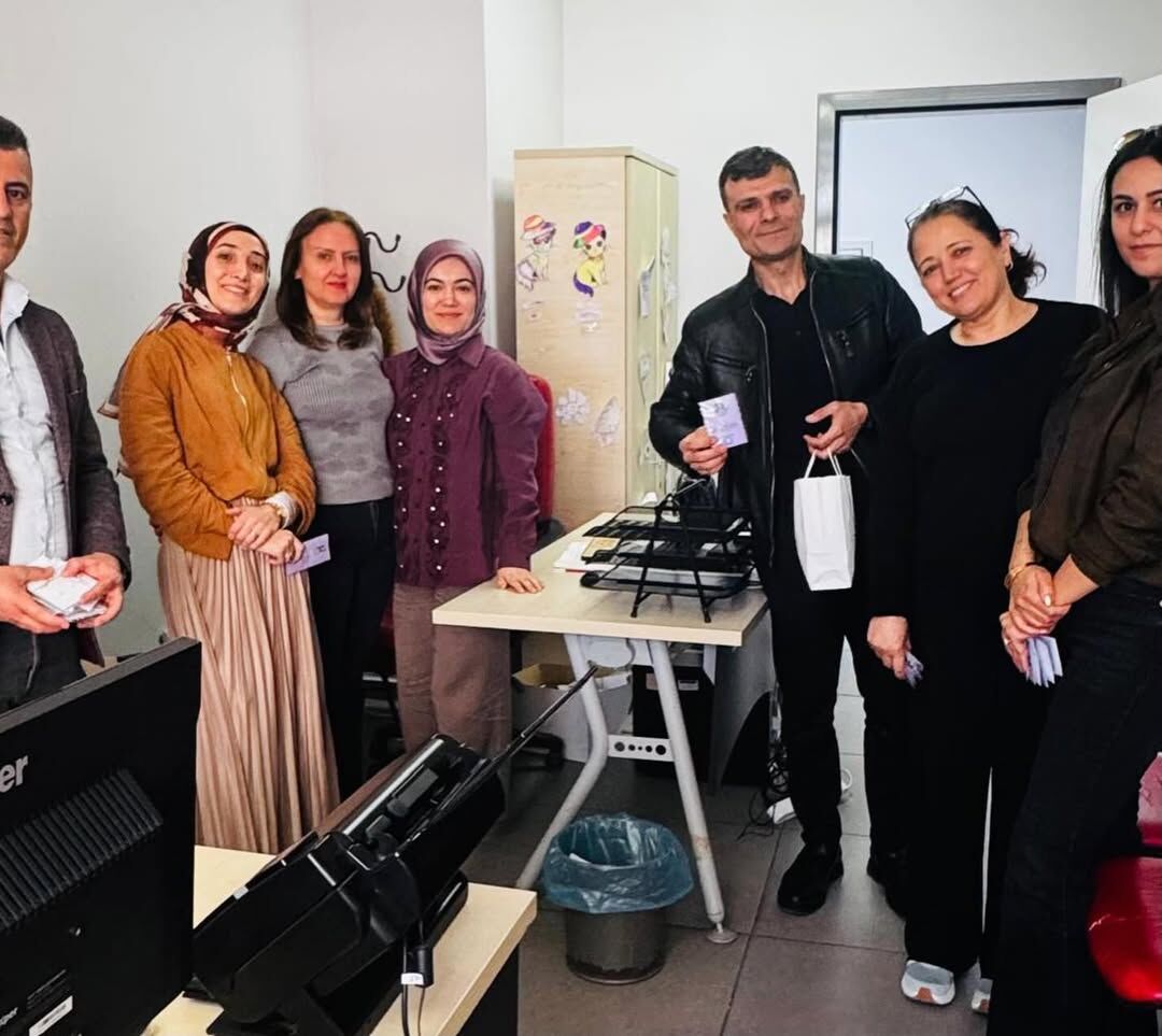 Sağlık Sen’den Kadın Sağlık Çalışanlarına 8 Mart Ziyareti (2)
