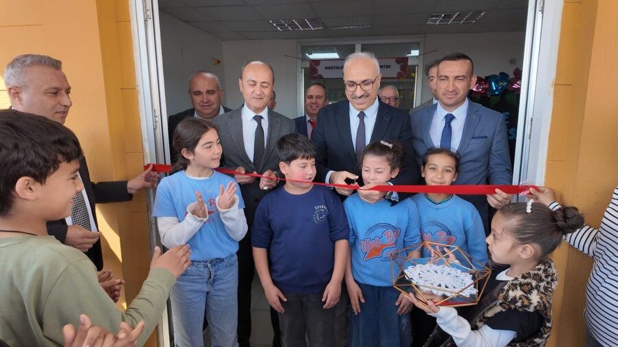 Sarıçam’da “Hadislerle Resim Sergisi” Büyük Beğeni Topladı (5)